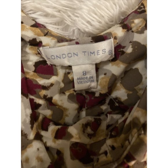 London Times Sleeveless Red Print V Neck Dress Size 8 Stretch Knee Length - Picture 2 of 4